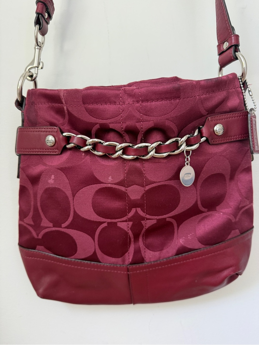 COACH Burgundy Signature Sateen Chain Hobo Crossbody Bag F18862